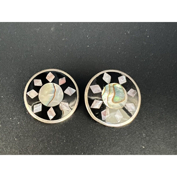 Vtg Alpaca Silver Mexico Inlaid Abalone Flower & Black Enamel Earrings Clip-Ons - Picture 4 of 6